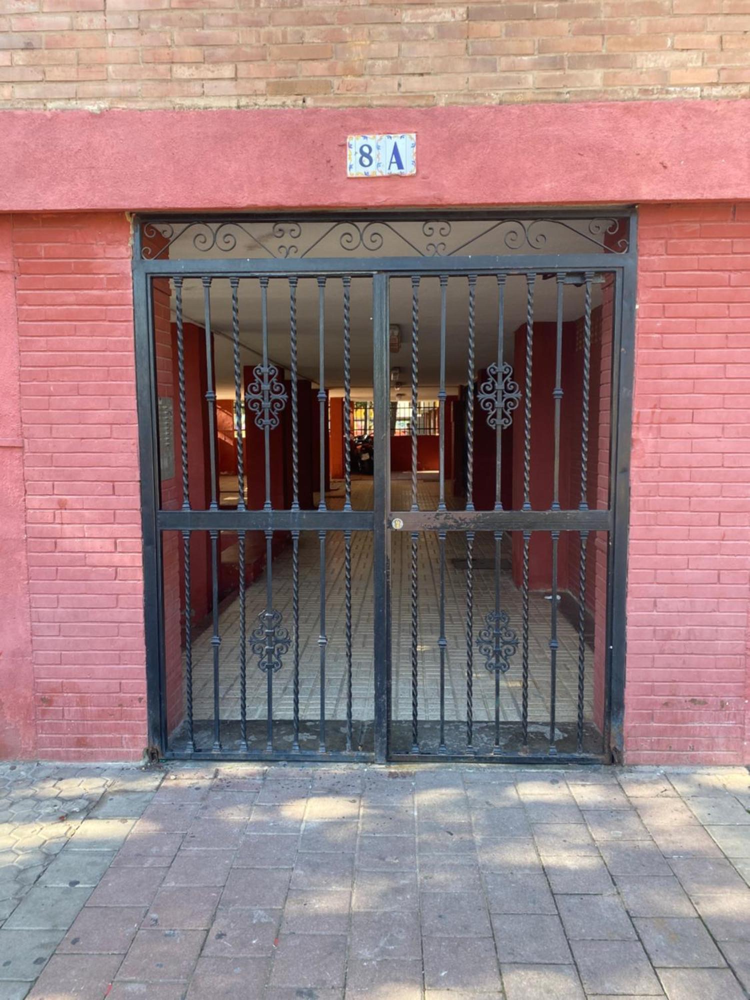Shared Apartment! Piso Compartido! Общая Квартира! Sevilla Exterior foto